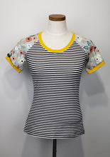 Load image into Gallery viewer, Sunny Short Sleeve Shirt XS

